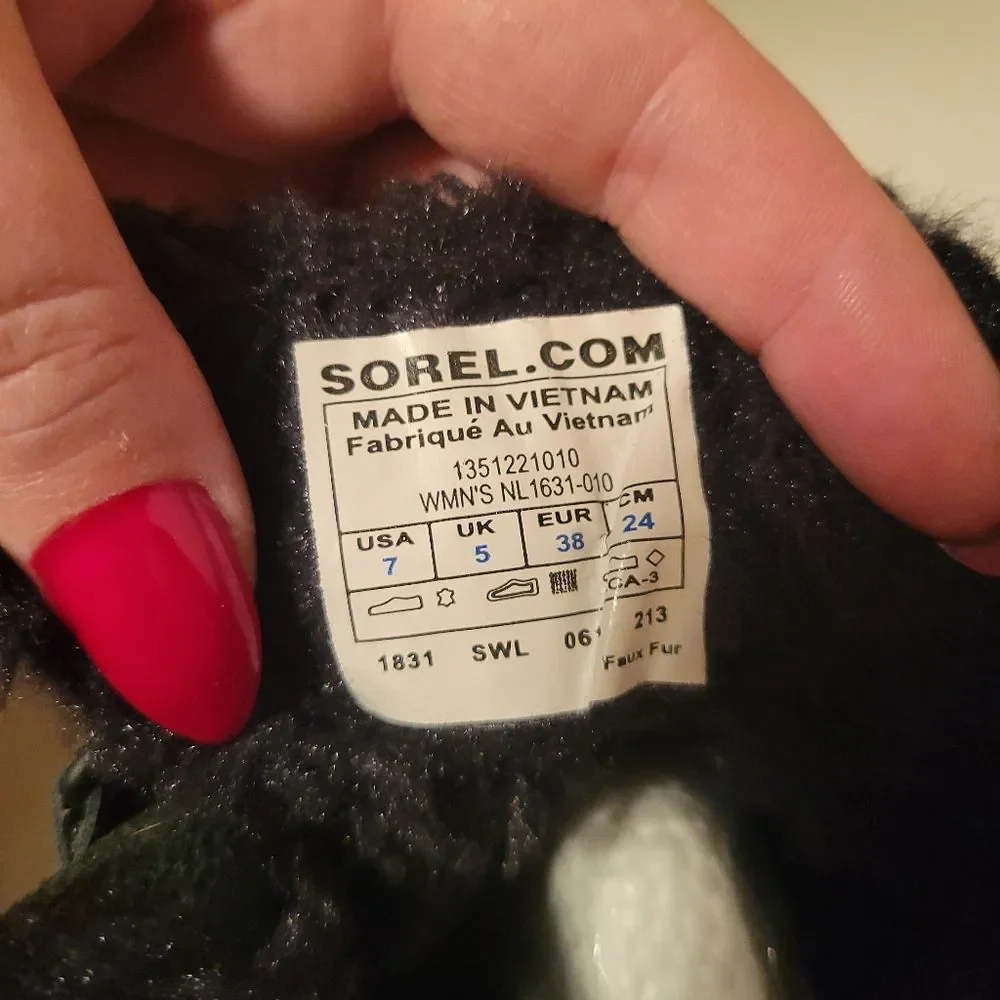 Sorel Tivoli Mid Black Leather Waterproof Boots - Picture 12 of 15